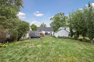 1581 Griggs St N, Saint Paul, MN 55108 - Photo 38