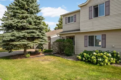 15822 Griffon Path, Apple Valley, MN 55124 - Photo 2
