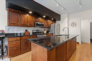 802 Ashland Ave, Saint Paul, MN 55104 - Photo 28