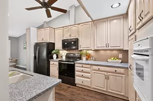 6364 Pheasant Ct, Edina, MN 55436 - Photo 6
