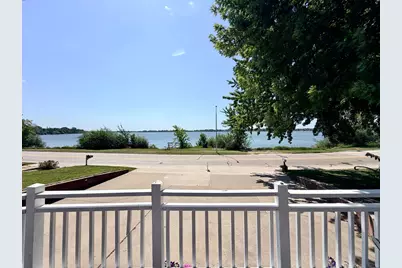 506 W Lake Avenue, Worthington, MN 56187 - Photo 6