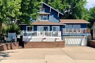 506 W Lake Ave, Worthington, MN 56187 - Photo 2