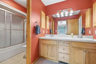 2640 Pine Ridge Blvd, Red Wing, MN 55066 - Photo 10
