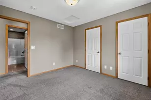 206 Hunters Ct, Eagle Lake, MN 56024 - Photo 14