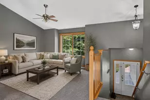 206 Hunters Ct, Eagle Lake, MN 56024 - Photo 4