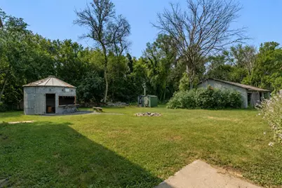 1024 Le Center Street, Le Center, MN 56057 - Photo 40