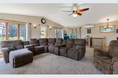 1024 Le Center Street, Le Center, MN 56057 - Photo 14
