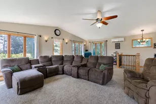 1024 Le Center St, Le Center, MN 56057 - Photo 14