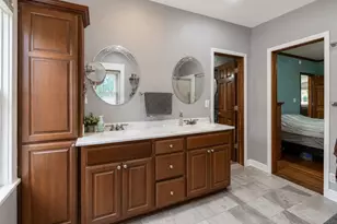 1024 Le Center St, Le Center, MN 56057 - Photo 20
