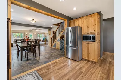 1024 Le Center Street, Le Center, MN 56057 - Photo 6