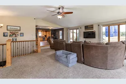 1024 Le Center Street, Le Center, MN 56057 - Photo 16