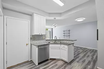 4255 Merrimac Lane N #41, Plymouth, MN 55446 - Photo 8