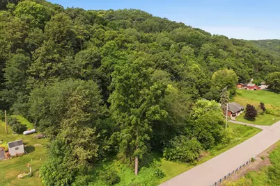 25579 Leeward Road, Winona, MN 55987 - Photo 2