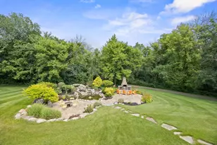 1869 White Oak Dr, Chaska, MN 55318 - Photo 16