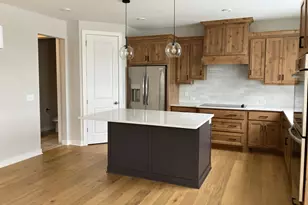 13333 Glenbrook Ave N, Hugo, MN 55038 - Photo 2