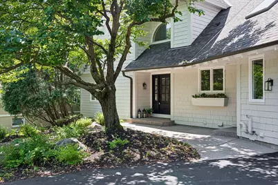 5804 Schaefer Road, Edina, MN 55436 - Photo 2