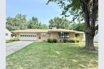 819 E Meadow Lane, Redwood Falls, MN 56283 - Photo 1