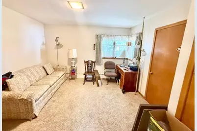 819 E Meadow Lane, Redwood Falls, MN 56283 - Photo 10