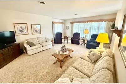 819 E Meadow Lane, Redwood Falls, MN 56283 - Photo 6