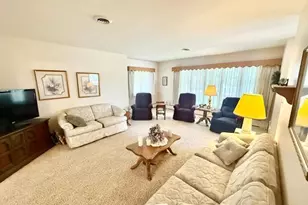 819 E Meadow Ln, Redwood Falls, MN 56283 - Photo 6