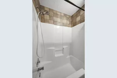 3950 10th Street N, Fargo, ND 58102 - Photo 22
