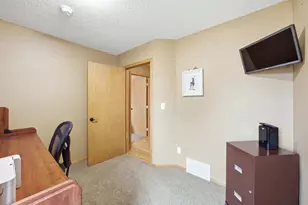 3950 10th St N, Fargo, ND 58102 - Photo 20
