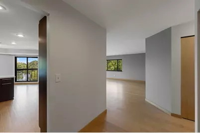 2885 Knox Avenue S #502, Minneapolis, MN 55408 - Photo 14