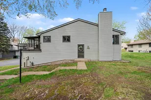 1472 Arden View Dr, Arden Hills, MN 55112 - Photo 24