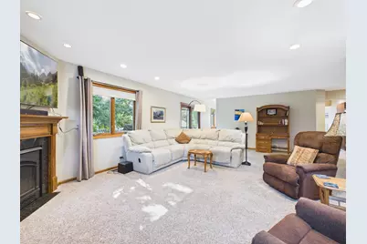 2194 Jennifer Court, North Saint Paul, MN 55109 - Photo 12