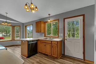 33 8th Avenue N, Waite Park, MN 56387 - Photo 6