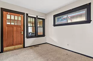 971 Lawson Ave E, Saint Paul, MN 55106 - Photo 2