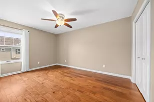7745 Madelyn Creek Dr, Victoria, MN 55386 - Photo 24