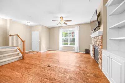 7745 Madelyn Creek Drive, Victoria, MN 55386 - Photo 8