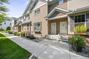 7745 Madelyn Creek Dr, Victoria, MN 55386 - Photo 2