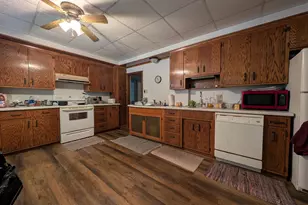 155 SW 4th, Perham, MN 56573 - Photo 10