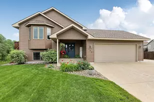 105 Estate Dr, Avon, MN 56310 - Photo 32