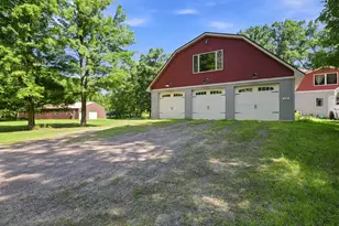 25053 Typo Creek Dr NE, Stacy, MN 55079 - Photo 2