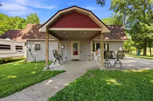 25053 Typo Creek Dr NE, Stacy, MN 55079 - Photo 4