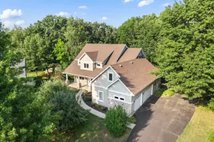 380 Sioux Lookout, Lino Lakes, MN 55014 - Photo 2