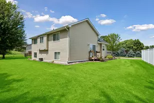 17532 Freeport Way, Farmington, MN 55024 - Photo 32