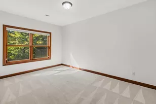 5501 Fernbrook Ln N, Plymouth, MN 55446 - Photo 36