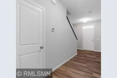 10568 Goodview Avenue S, Cottage Grove, MN 55016 - Photo 2