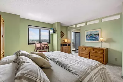 410 Groveland Avenue #1301, Minneapolis, MN 55403 - Photo 12