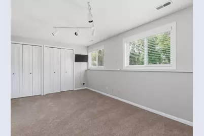7926 Chesshire Lane N, Maple Grove, MN 55311 - Photo 24