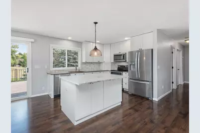 7926 Chesshire Lane N, Maple Grove, MN 55311 - Photo 12