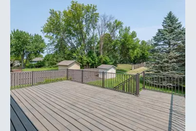 7926 Chesshire Lane N, Maple Grove, MN 55311 - Photo 28