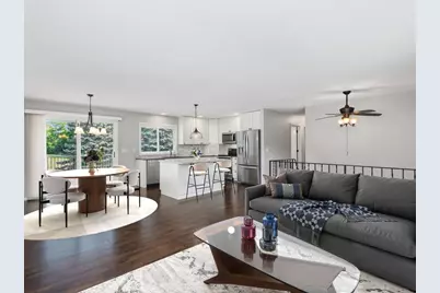 7926 Chesshire Lane N, Maple Grove, MN 55311 - Photo 8