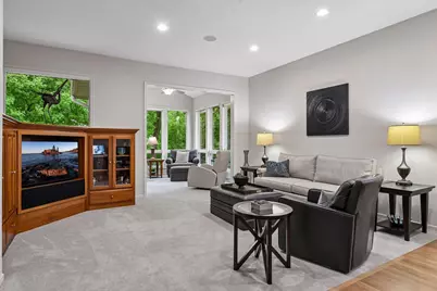 9377 Libby Lane, Eden Prairie, MN 55347 - Photo 6