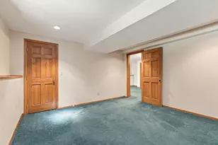 4317 Briarwood Ln, Minnetonka, MN 55343 - Photo 54