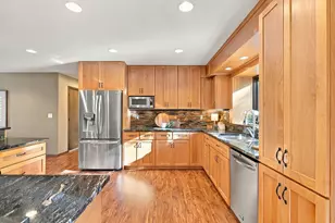 4317 Briarwood Ln, Minnetonka, MN 55343 - Photo 14